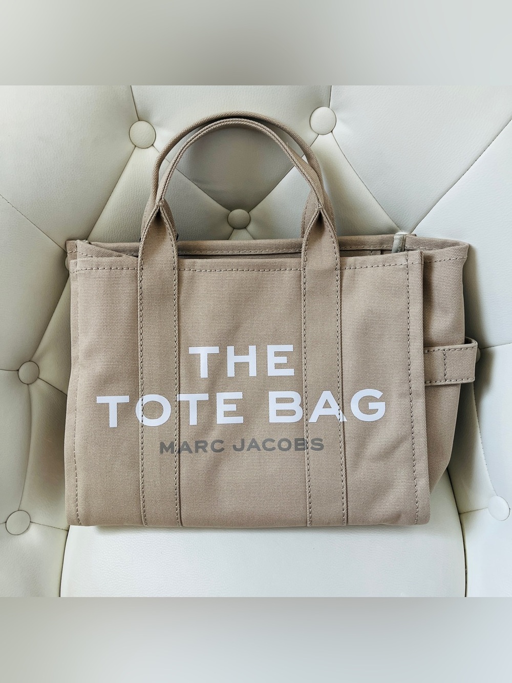 Marc Jacobs the Tote Bag Medium Beige Canvas